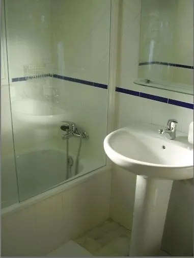 Apartahotel Dona Reyes Chipiona 2*,