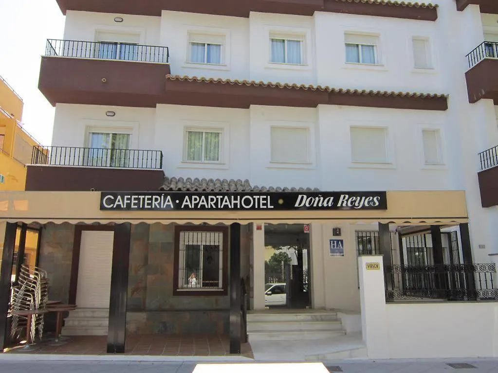 Apartahotel Dona Reyes Chipiona 2*,  Spain